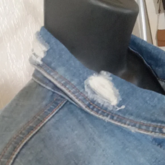 Fringe Cowgirl Jean Jacket - Picture 6 of 9